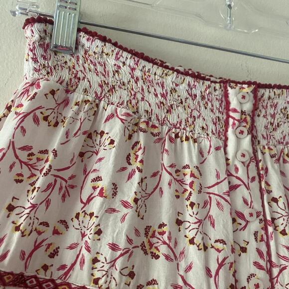 POUPETTE ST BARTH white and pink floral ruffle shorts - Picture 6 of 6